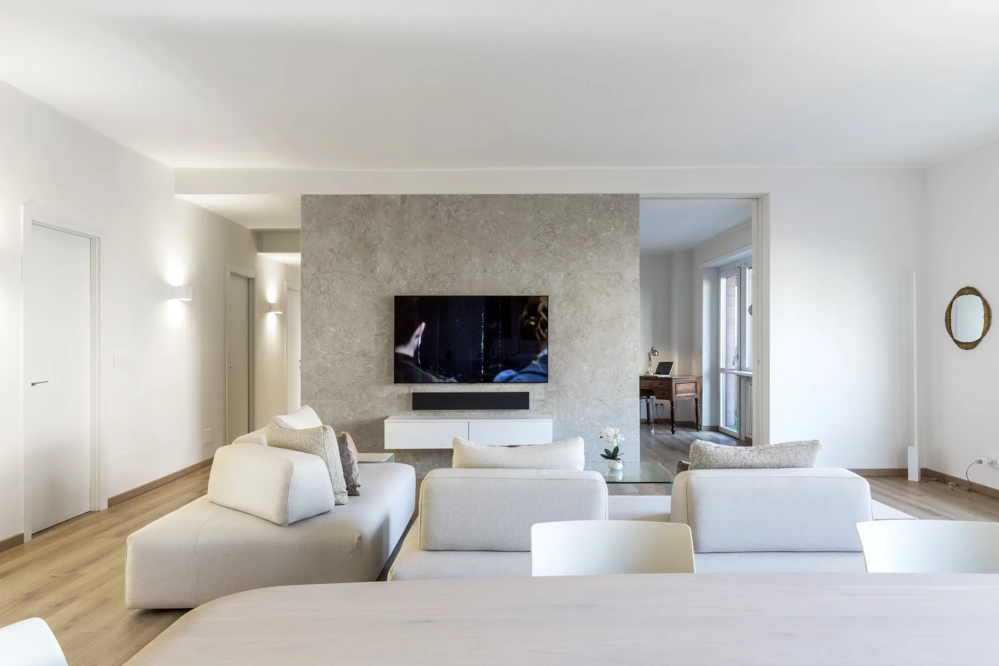 Peschiera Apartment, Torino, 2021. Photo: Beppe Giardino.