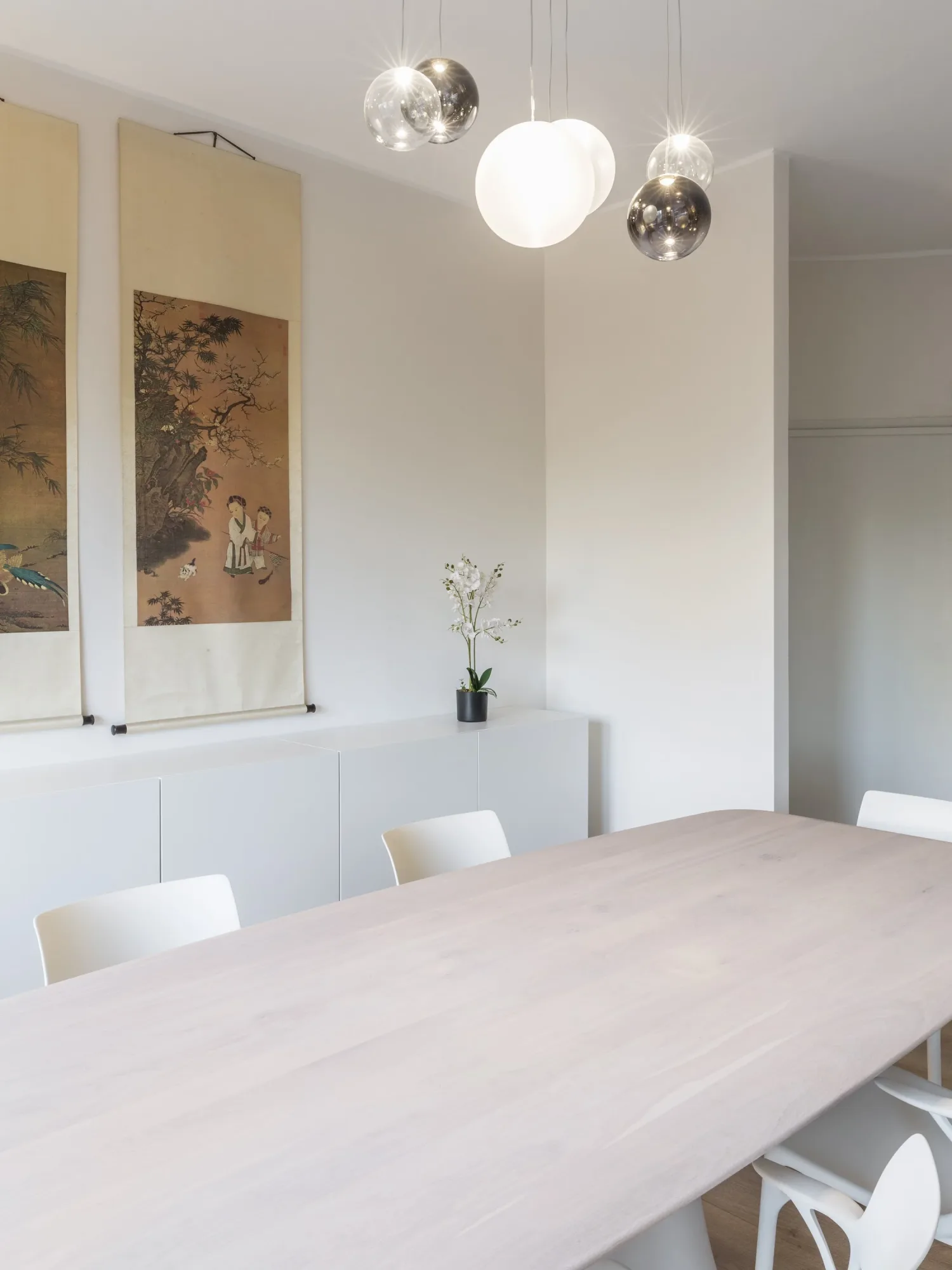 Peschiera Apartment, interior. Photo: Beppe Giardino.