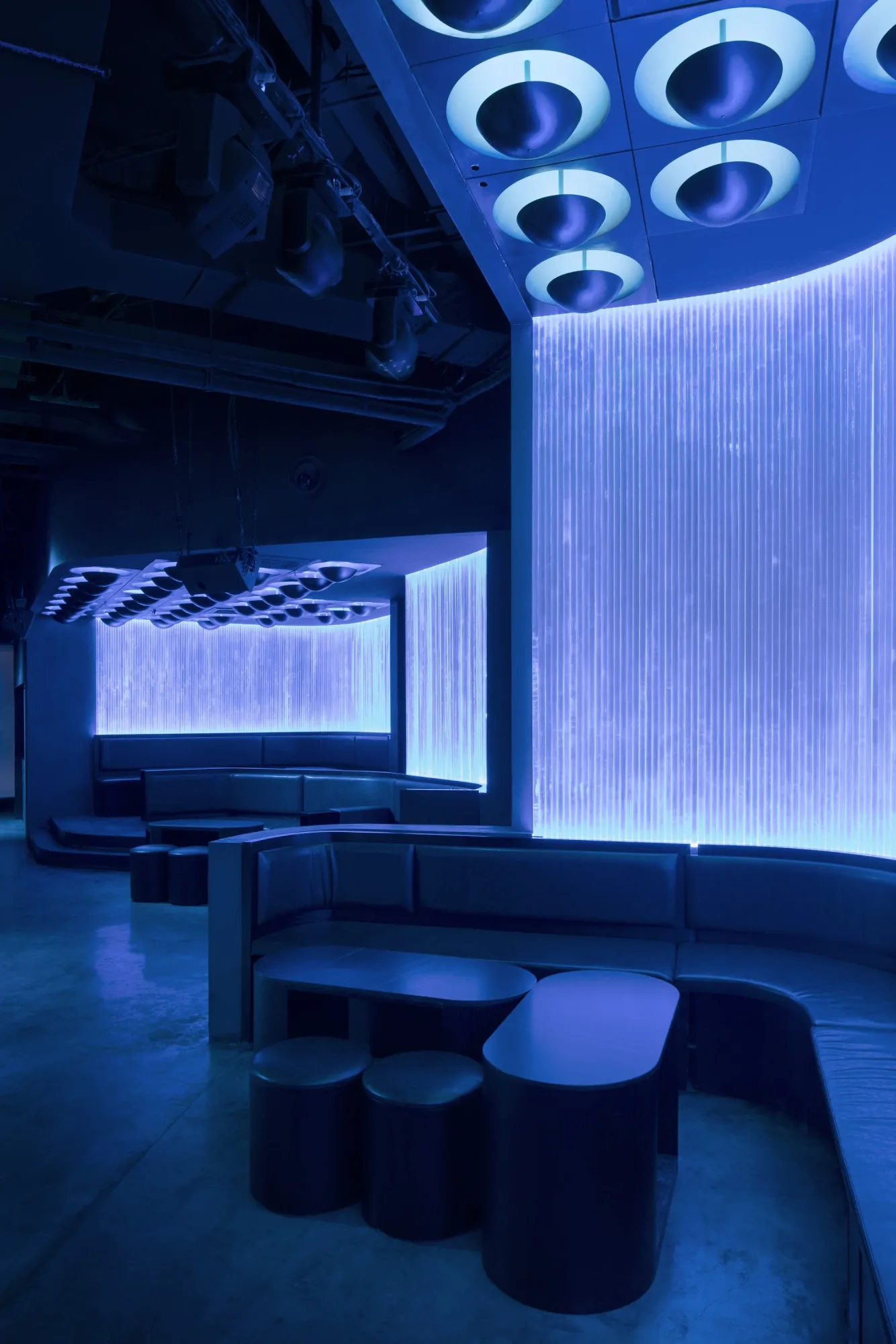 Potent Club, interior. Photo: Peter Dixie / LOTAN (www.lo-tan.com, @lotanarchphoto).